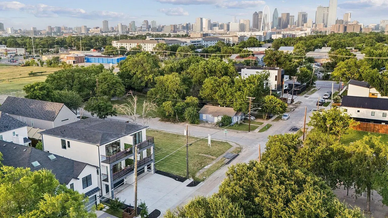 Photo of Outdoor in West Dallas