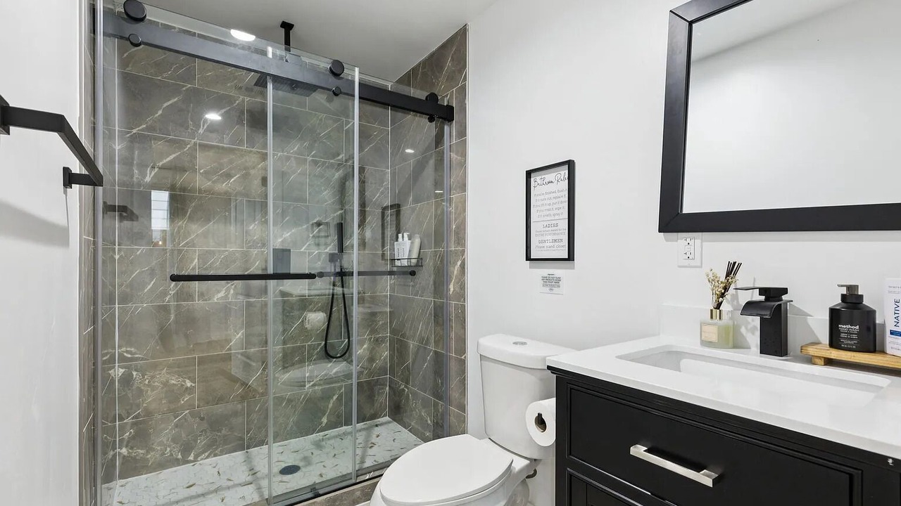 Photo of Bathroom in West Dallas