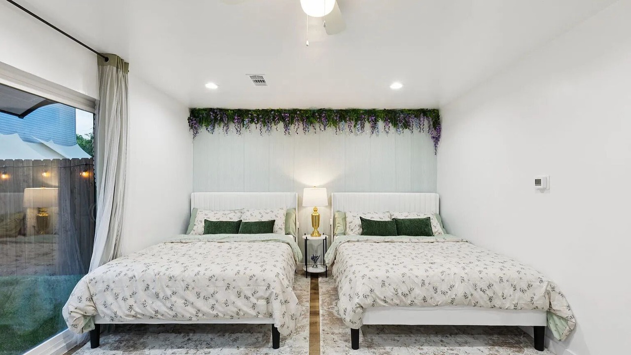 Photo of Bedroom in West Dallas