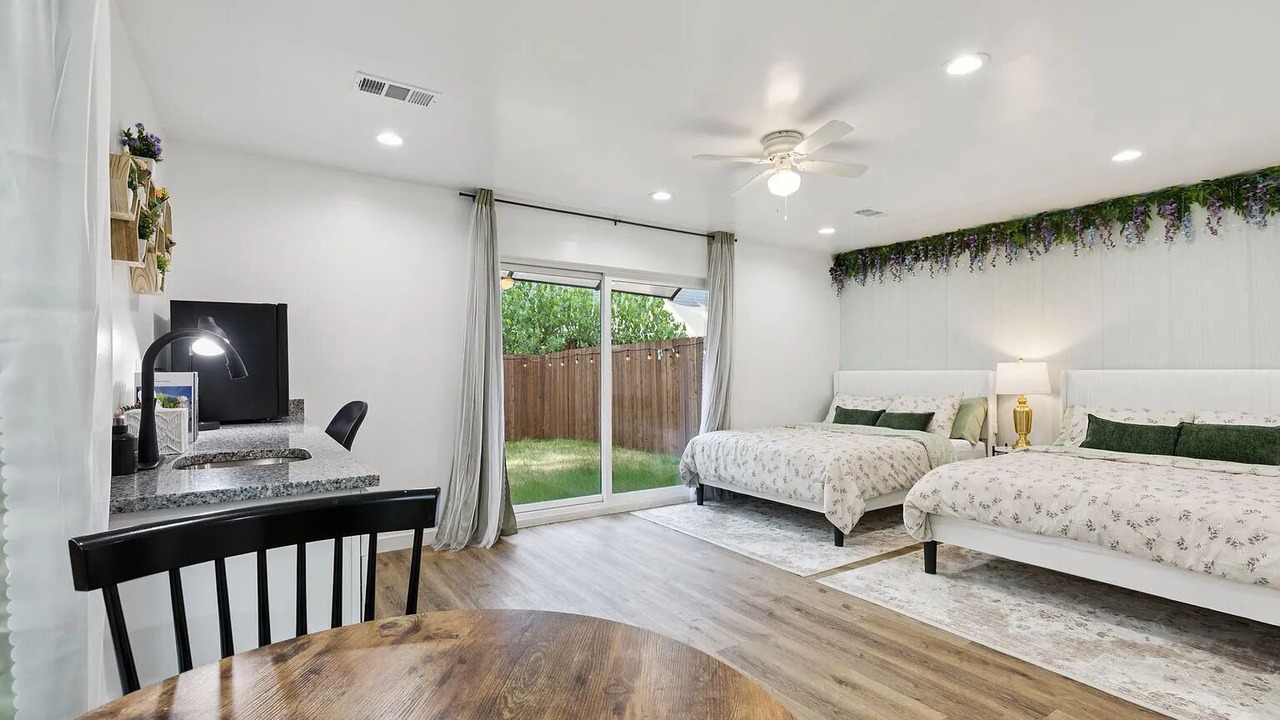 Photo of Bedroom in West Dallas