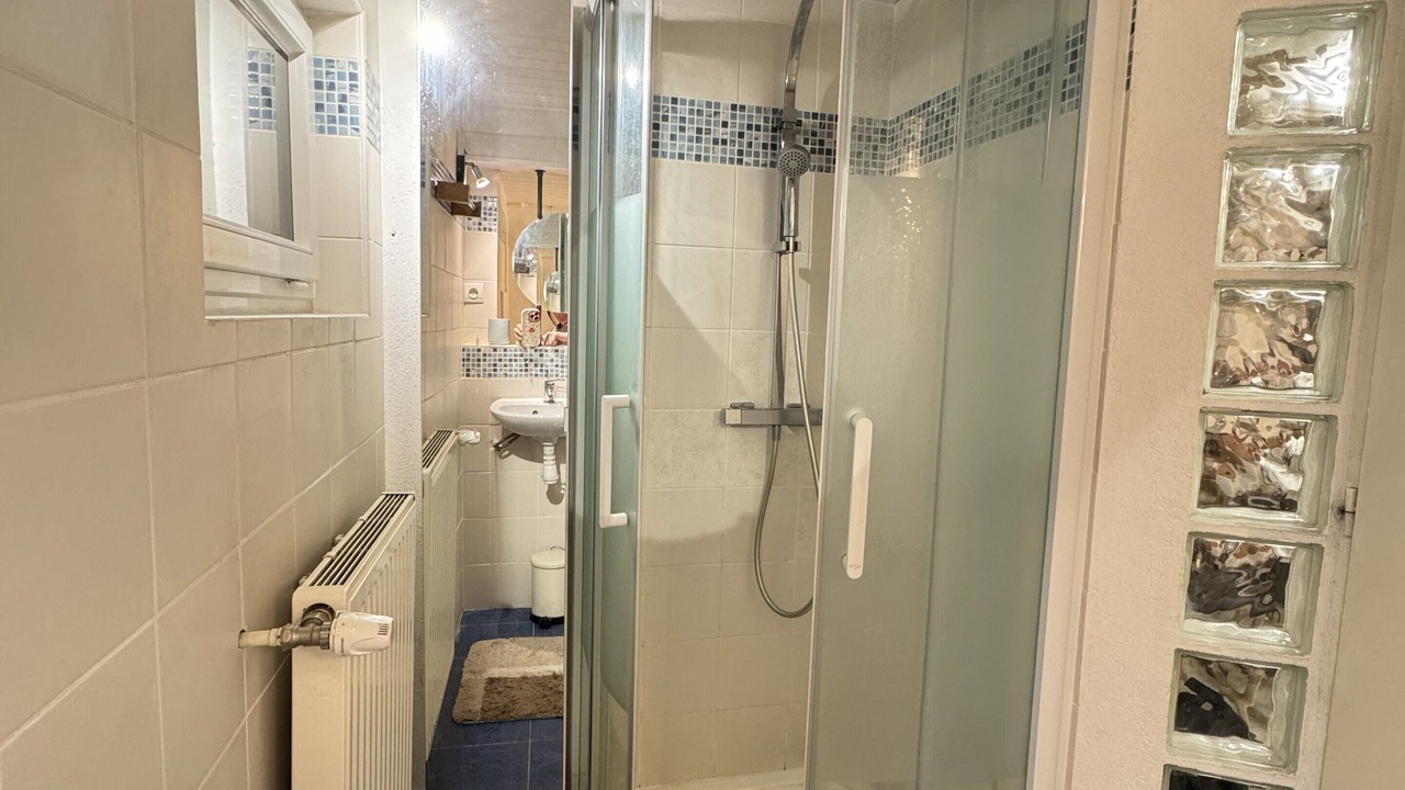 Photo of Bathroom in Sartrouville