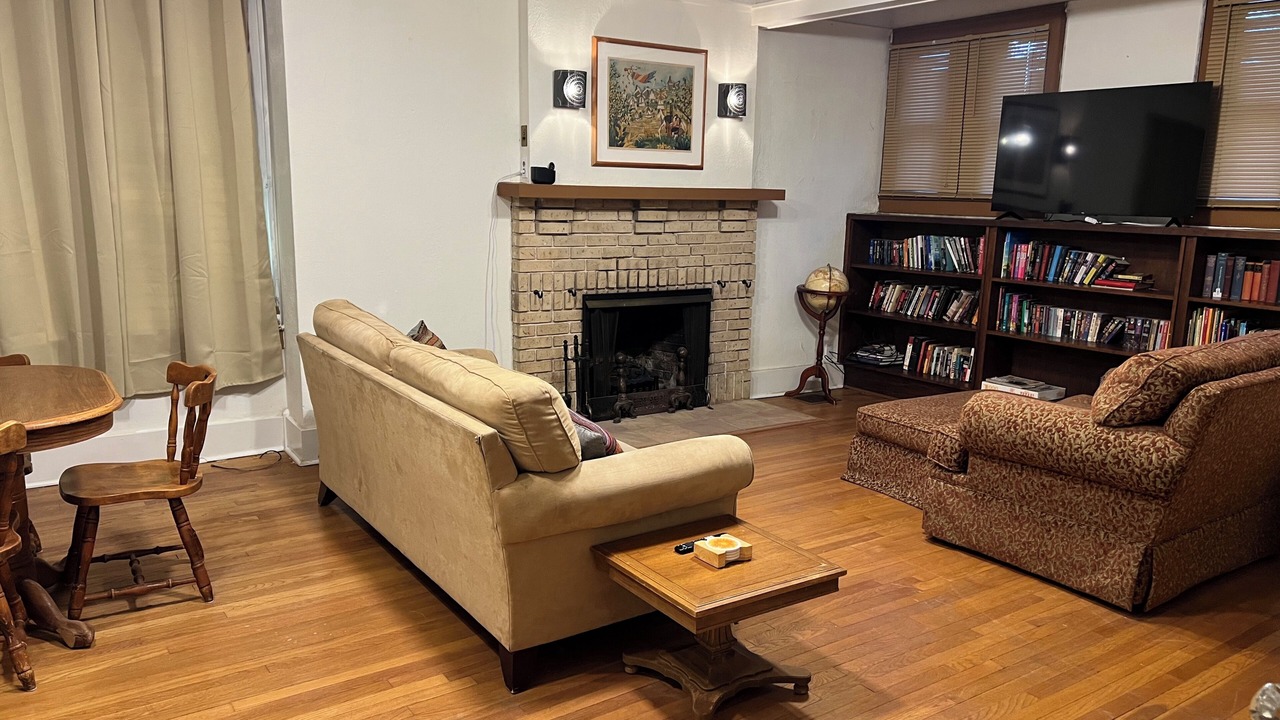 Photo of Livingroom in Sweetwater