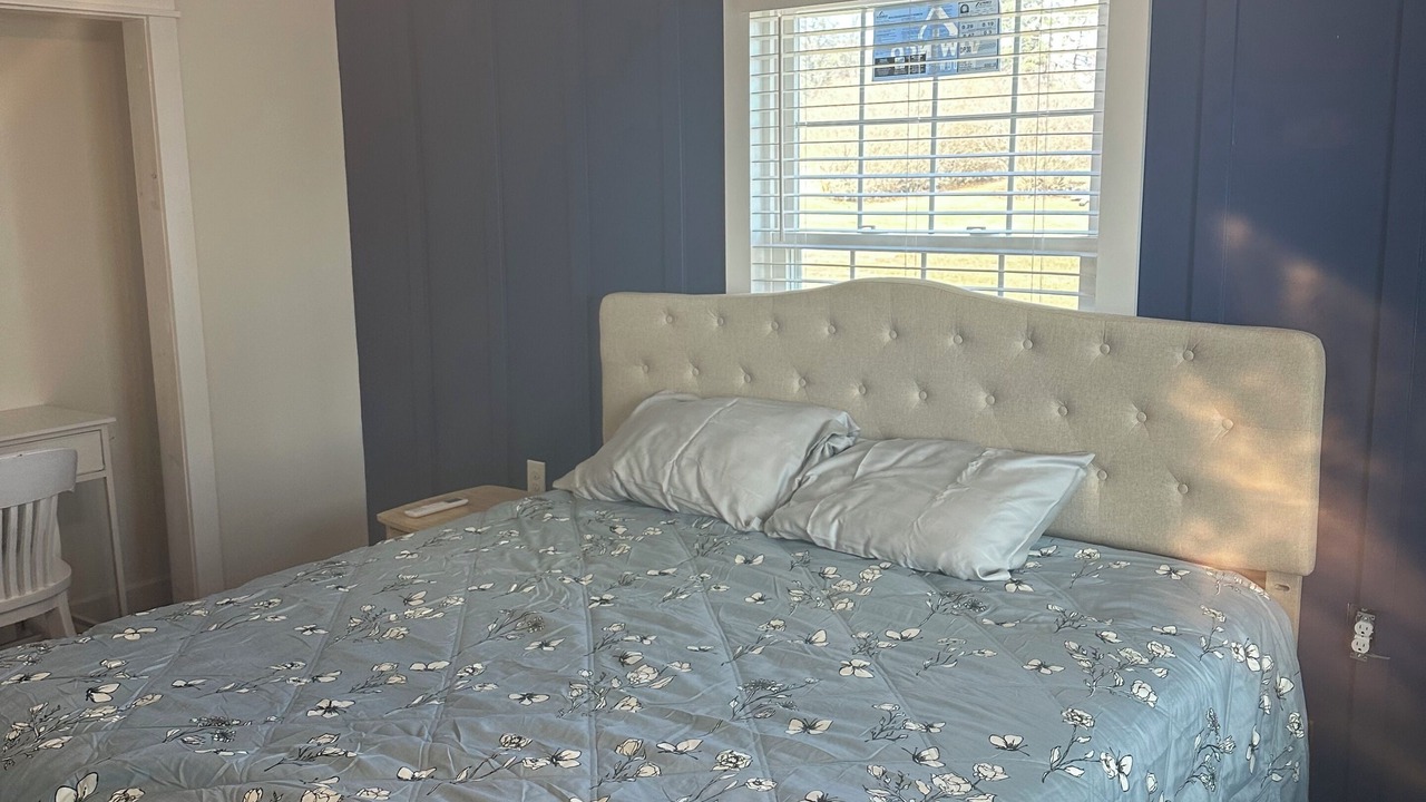 Photo of Bedroom in Watkins Glen