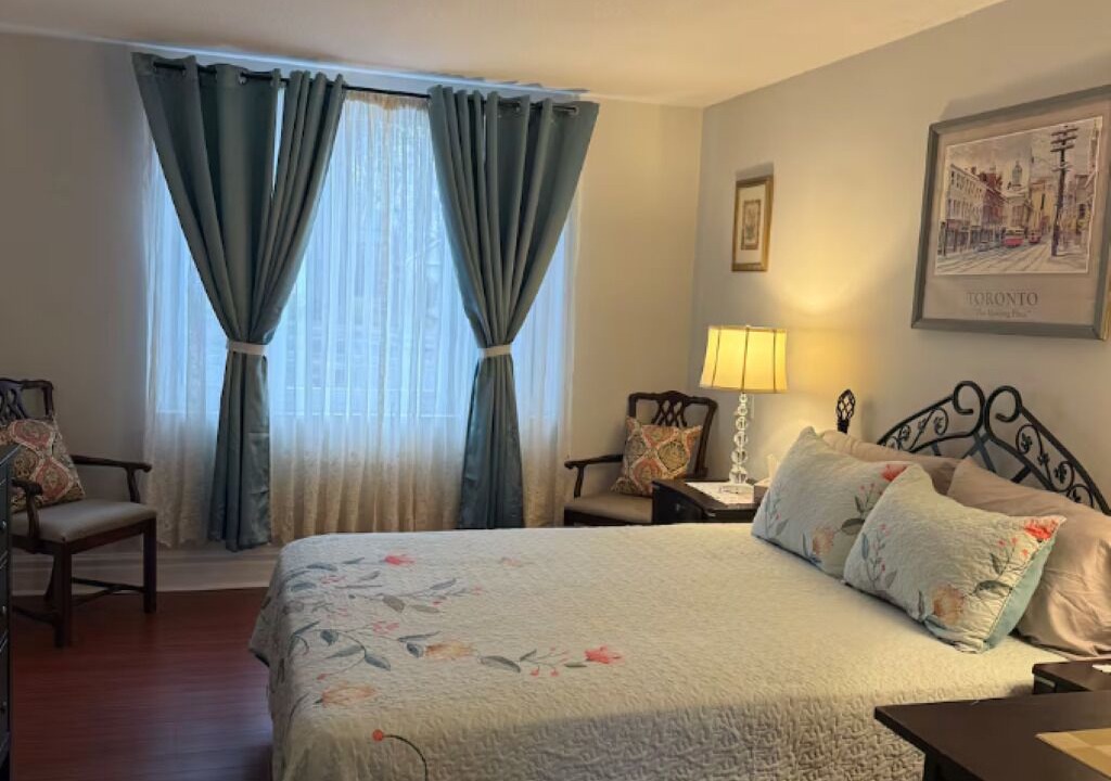 Photo of Bedroom in Niagara Falls