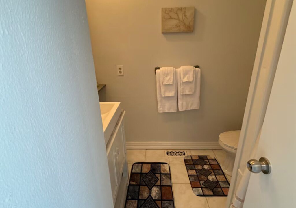 Photo of Bathroom in Niagara Falls
