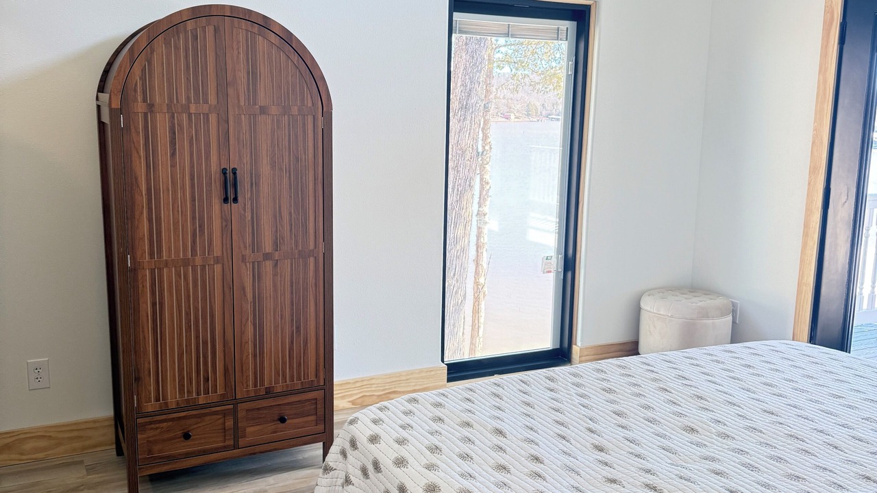 Photo of Bedroom in Roach