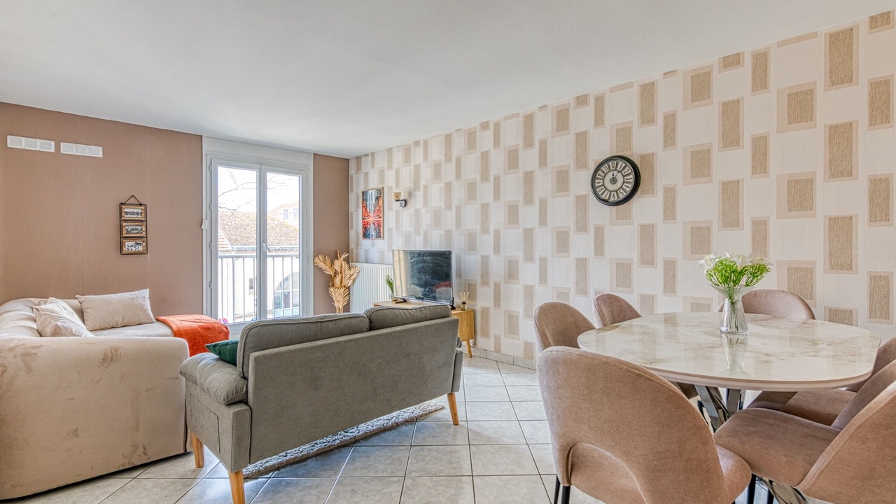 Photo of Livingroom in Mantes-la-Ville