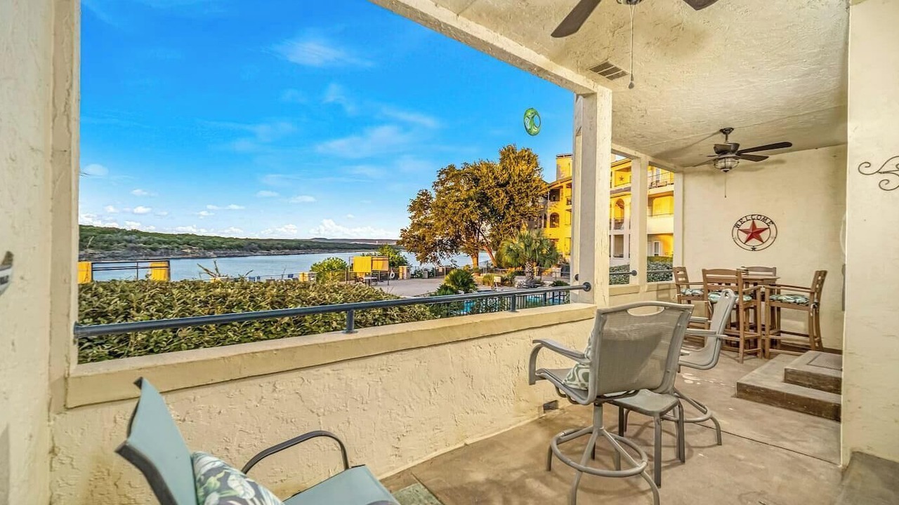 Photo of Patio Balcony in Highland Lake Estates