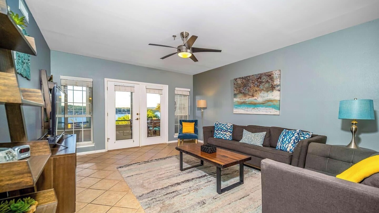Photo of Livingroom in Highland Lake Estates
