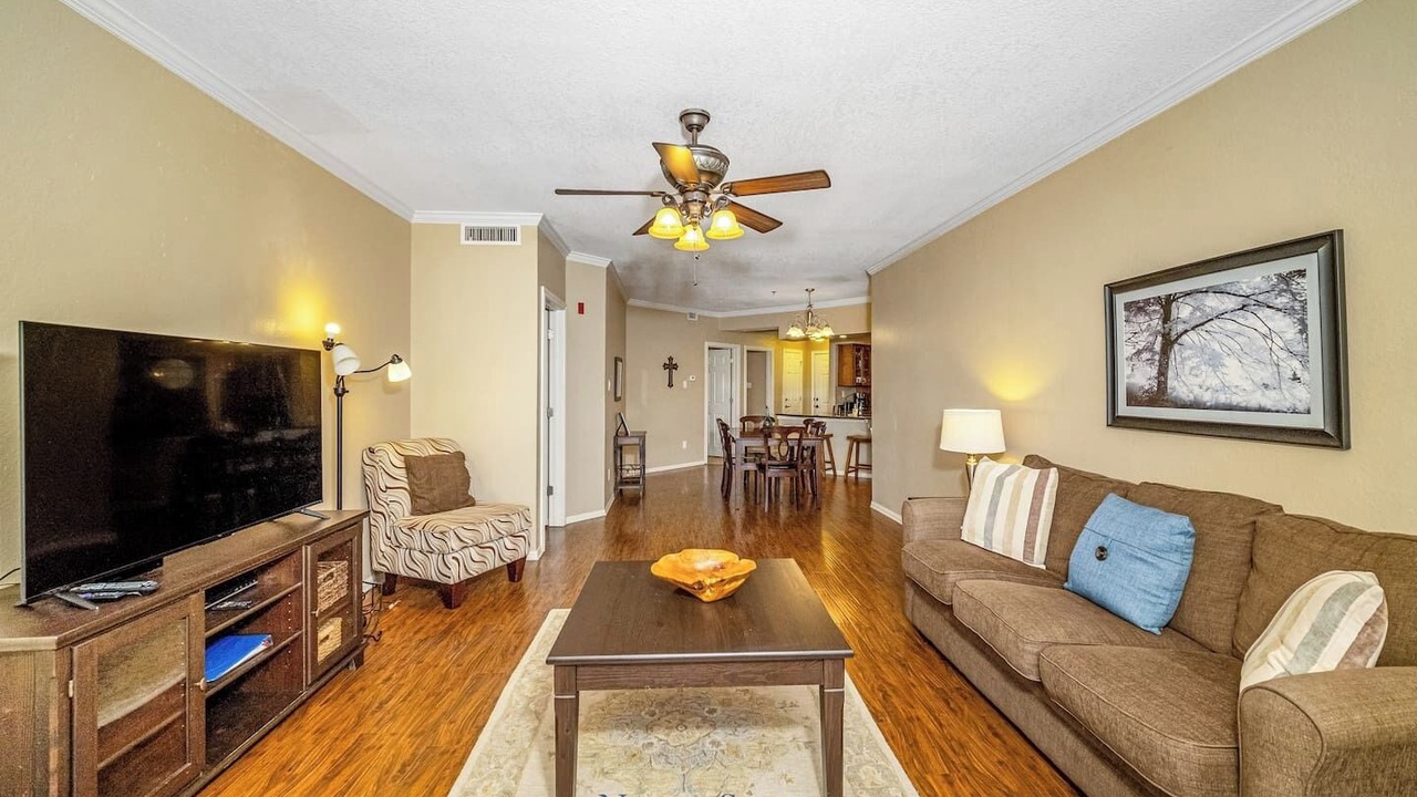 Photo of Livingroom in Highland Lake Estates