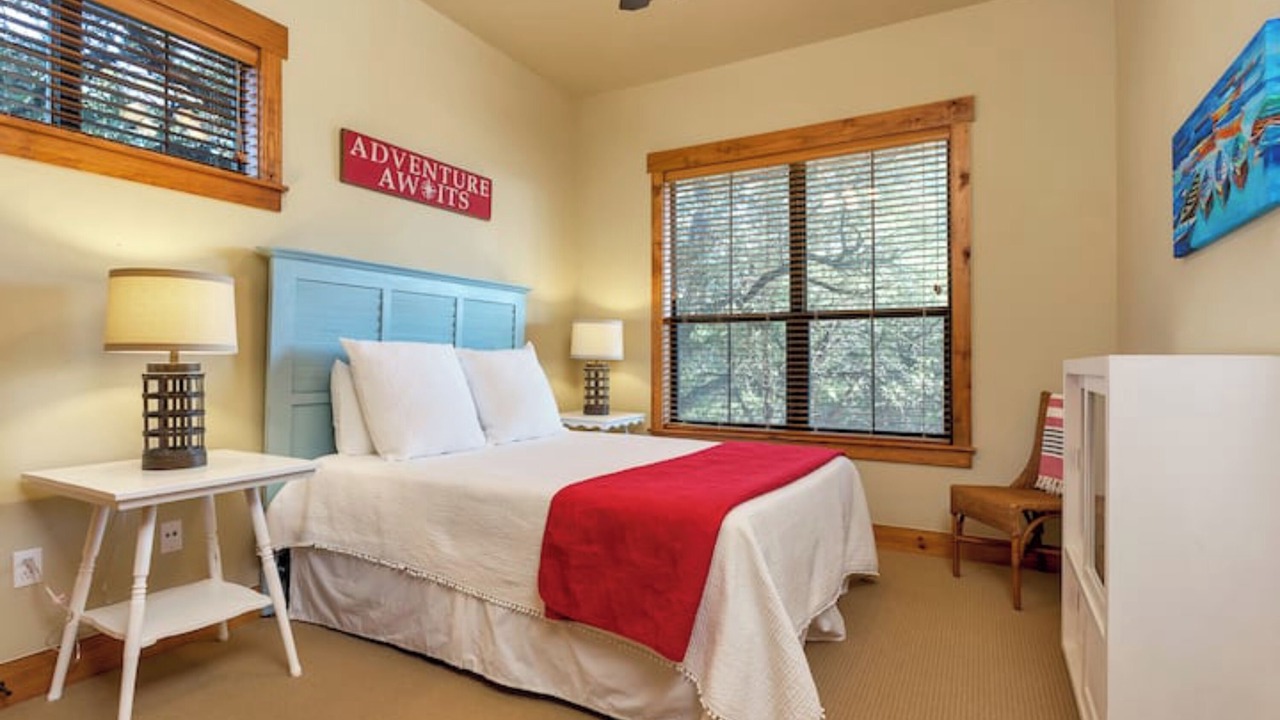 Photo of Bedroom in Leander