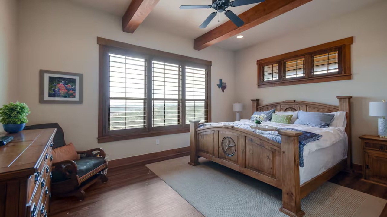 Photo of Bedroom in Leander
