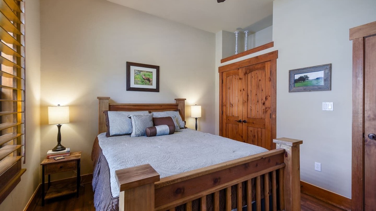Photo of Bedroom in Leander