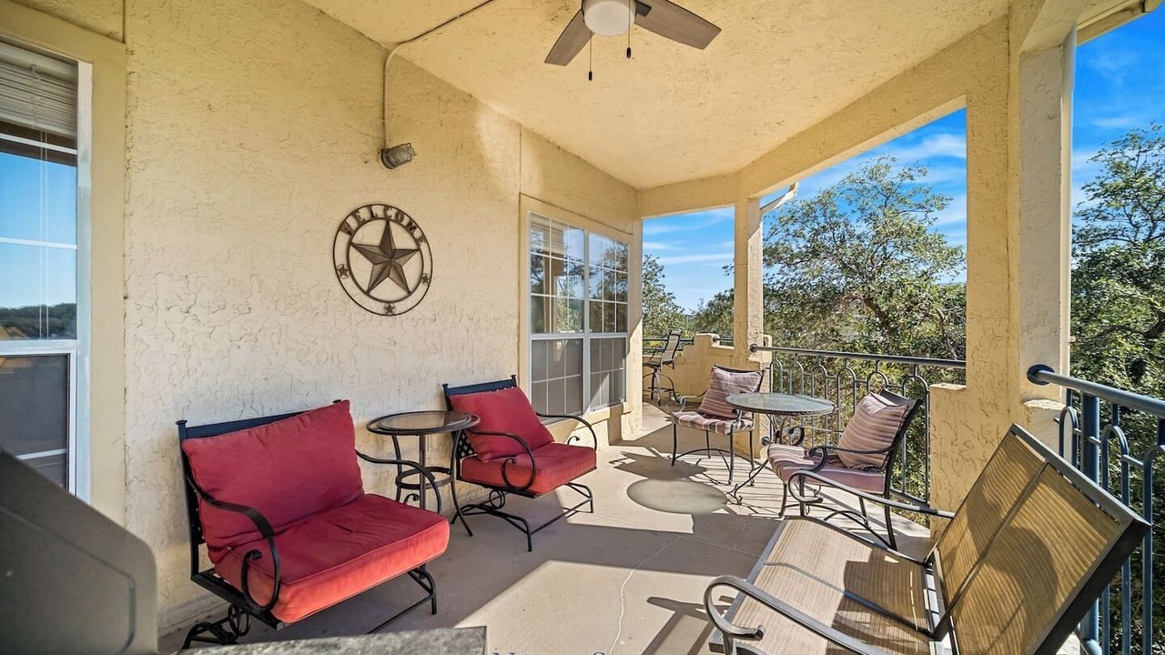 Photo of Patio Balcony in Highland Lake Estates