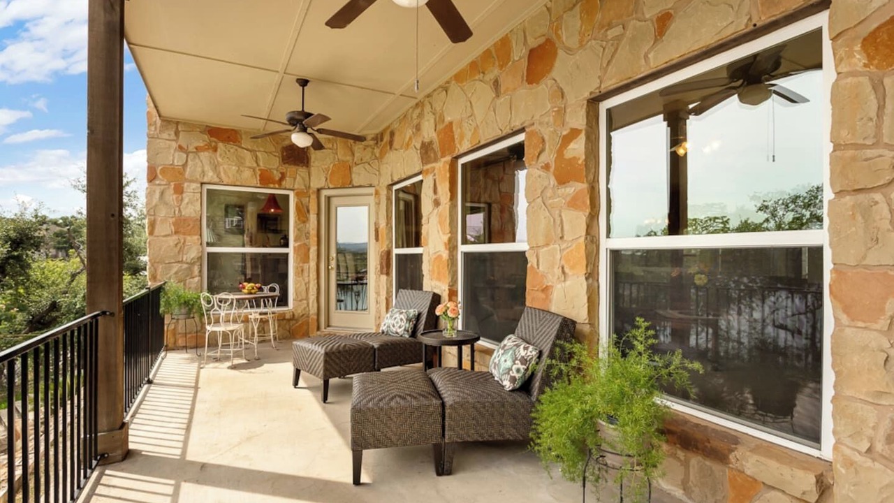 Photo of Outdoor in Oatmeal