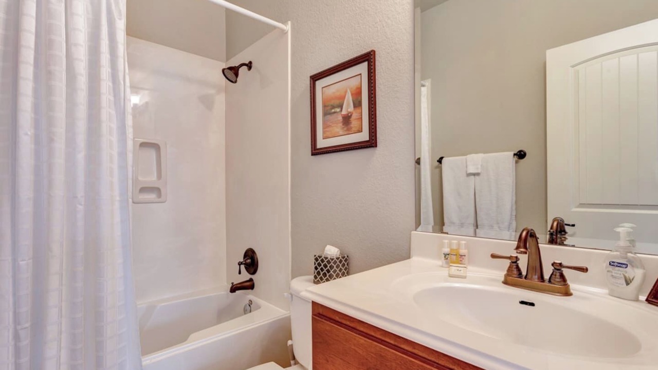 Photo of Bathroom in Leander