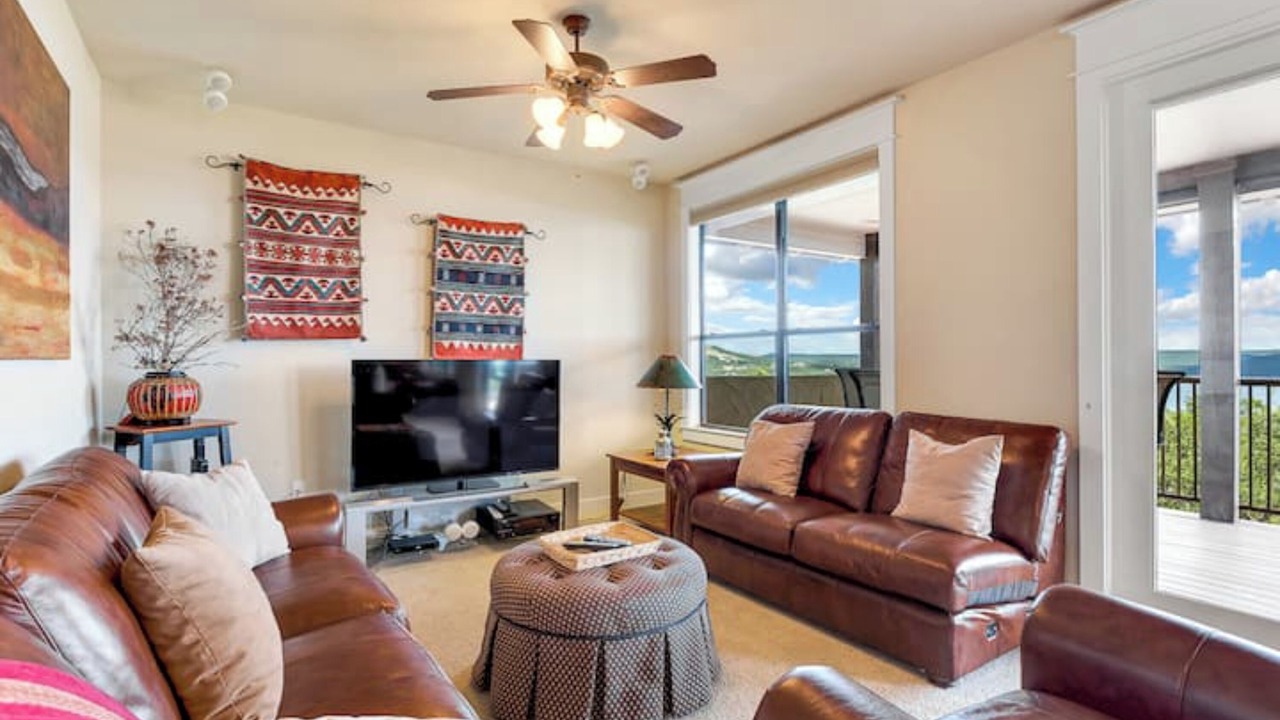 Photo of Livingroom in Jonestown