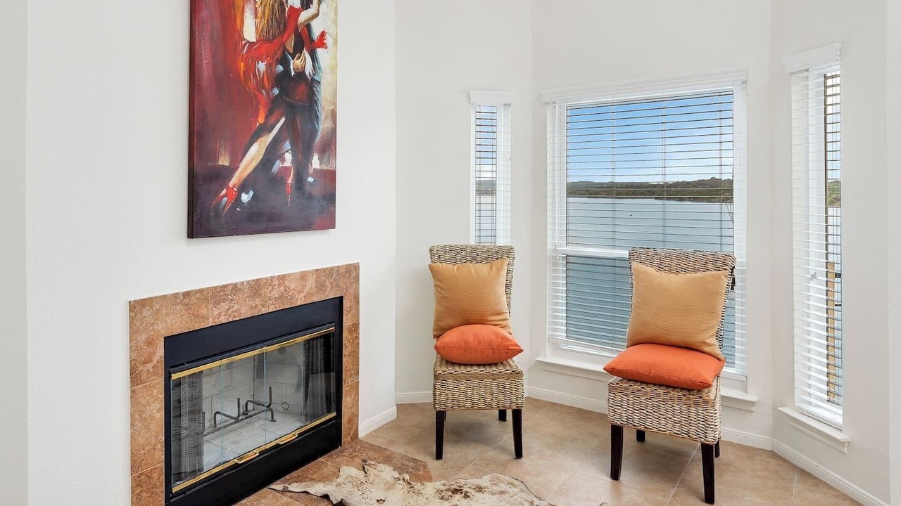 Photo of Livingroom in Highland Lake Estates