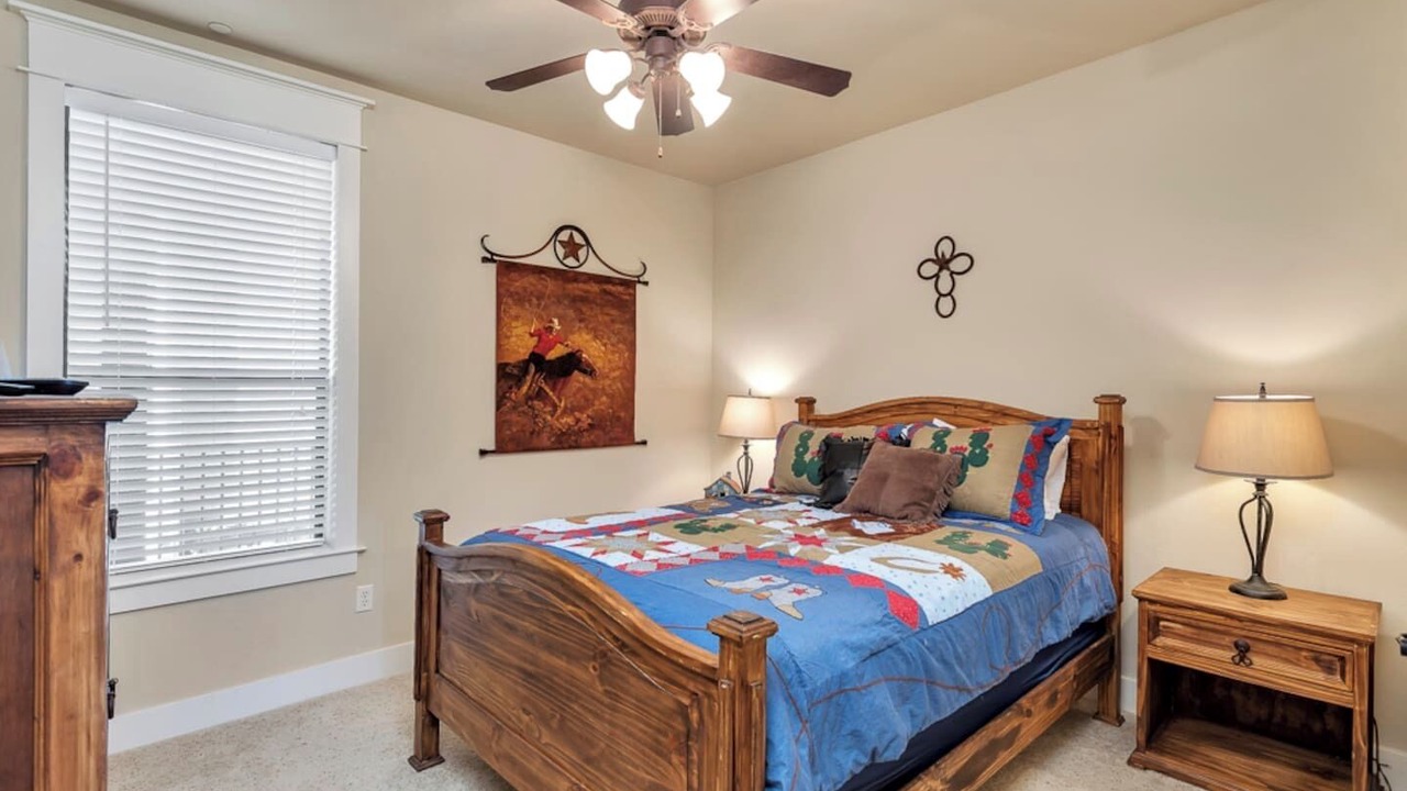 Photo of Bedroom in Leander