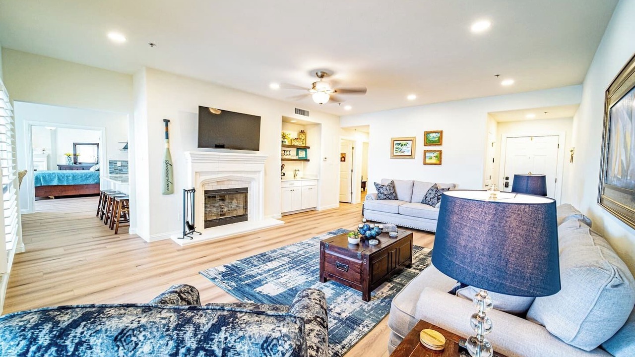 Photo of Livingroom in Highland Lake Estates
