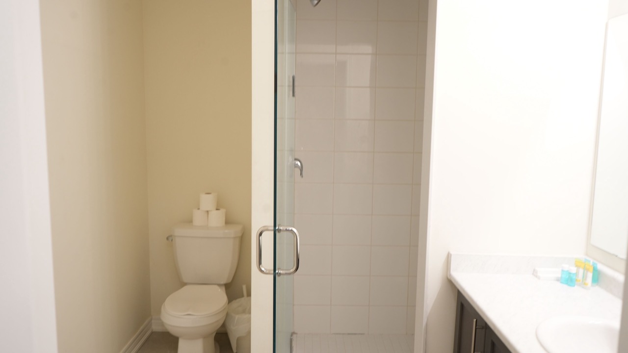 Photo of Bathroom in Stoney Creek