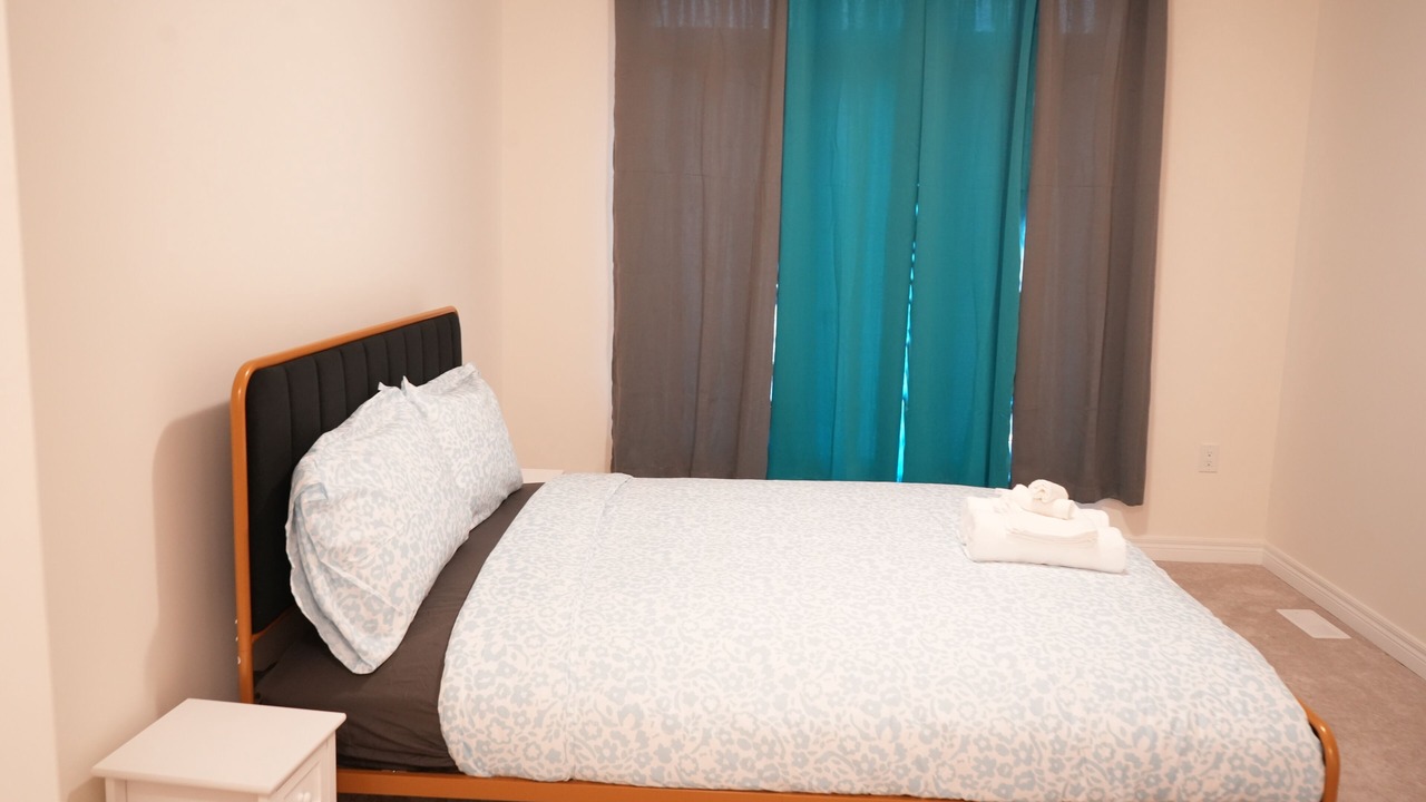 Photo of Bedroom in Stoney Creek