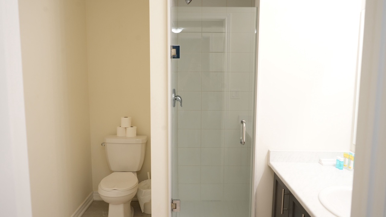 Photo of Bathroom in Stoney Creek