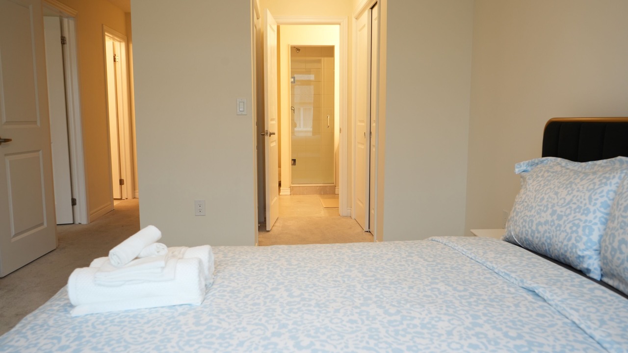 Photo of Bedroom in Stoney Creek