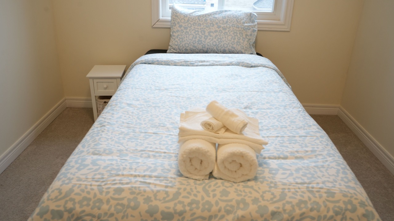 Photo of Bedroom in Stoney Creek