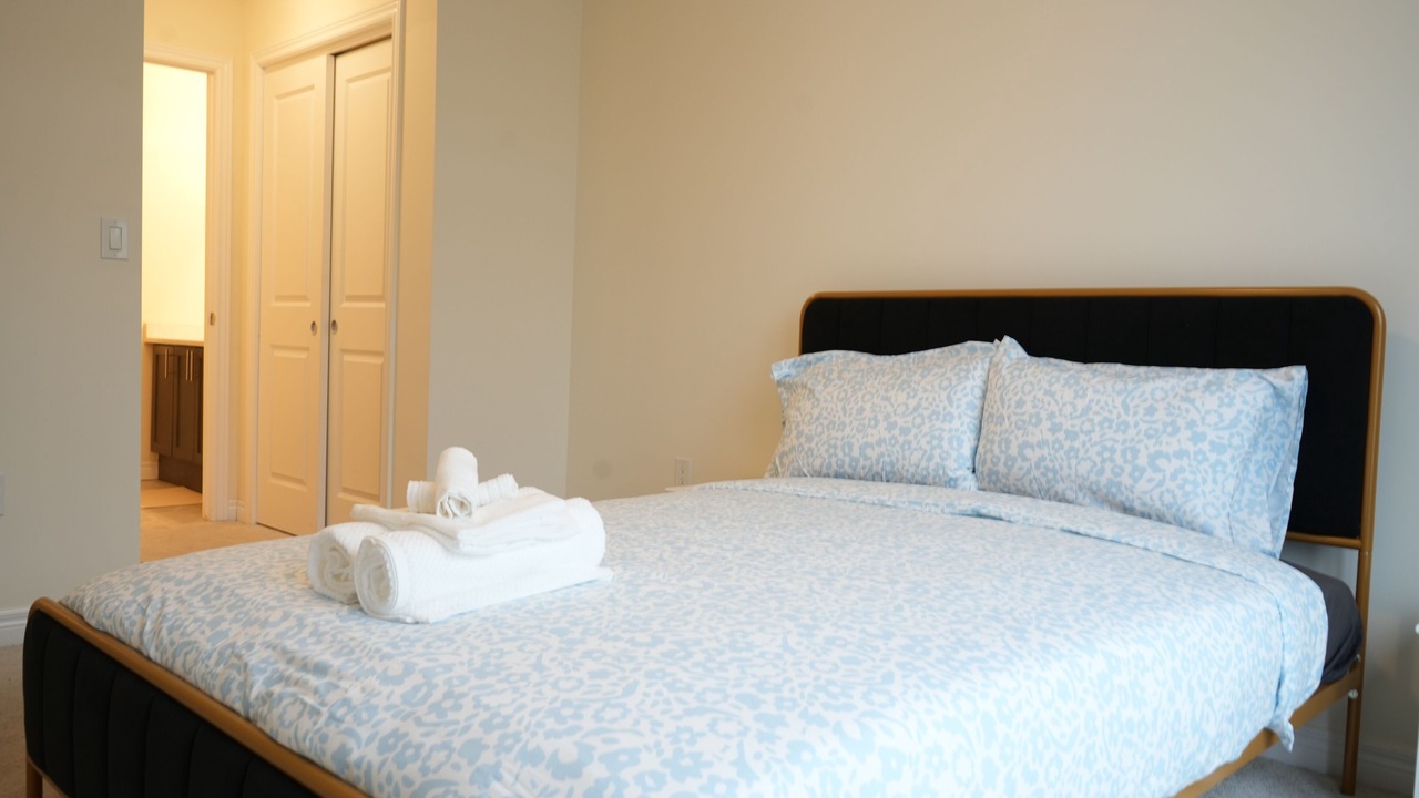 Photo of Bedroom in Stoney Creek
