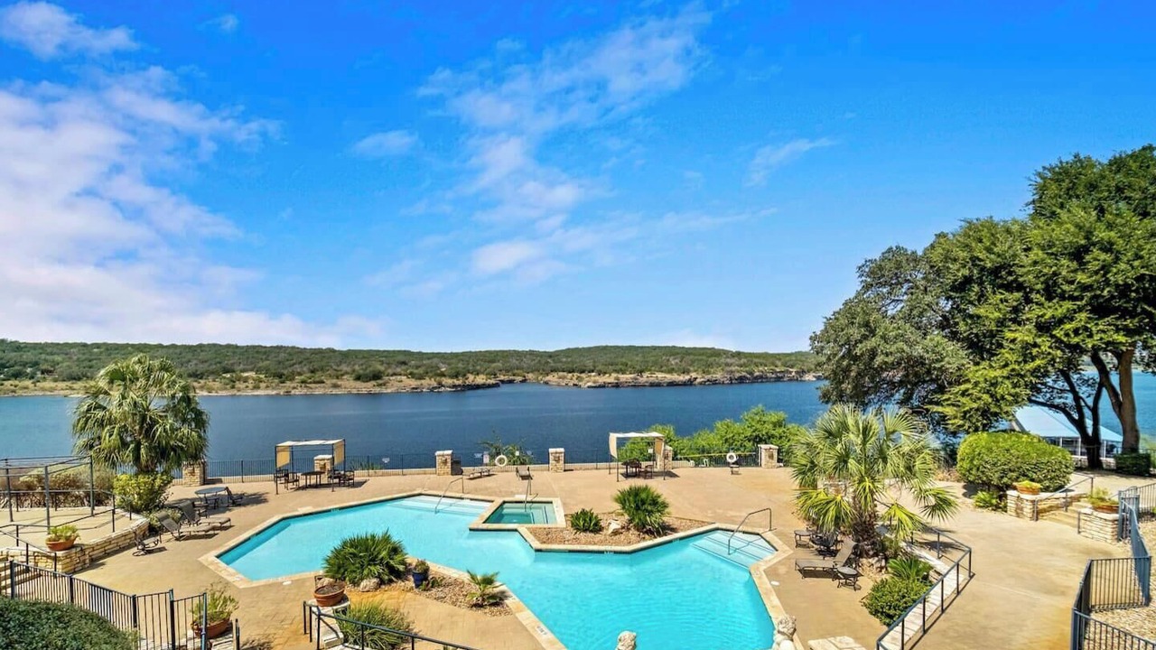 Photo of Outdoor in Highland Lake Estates