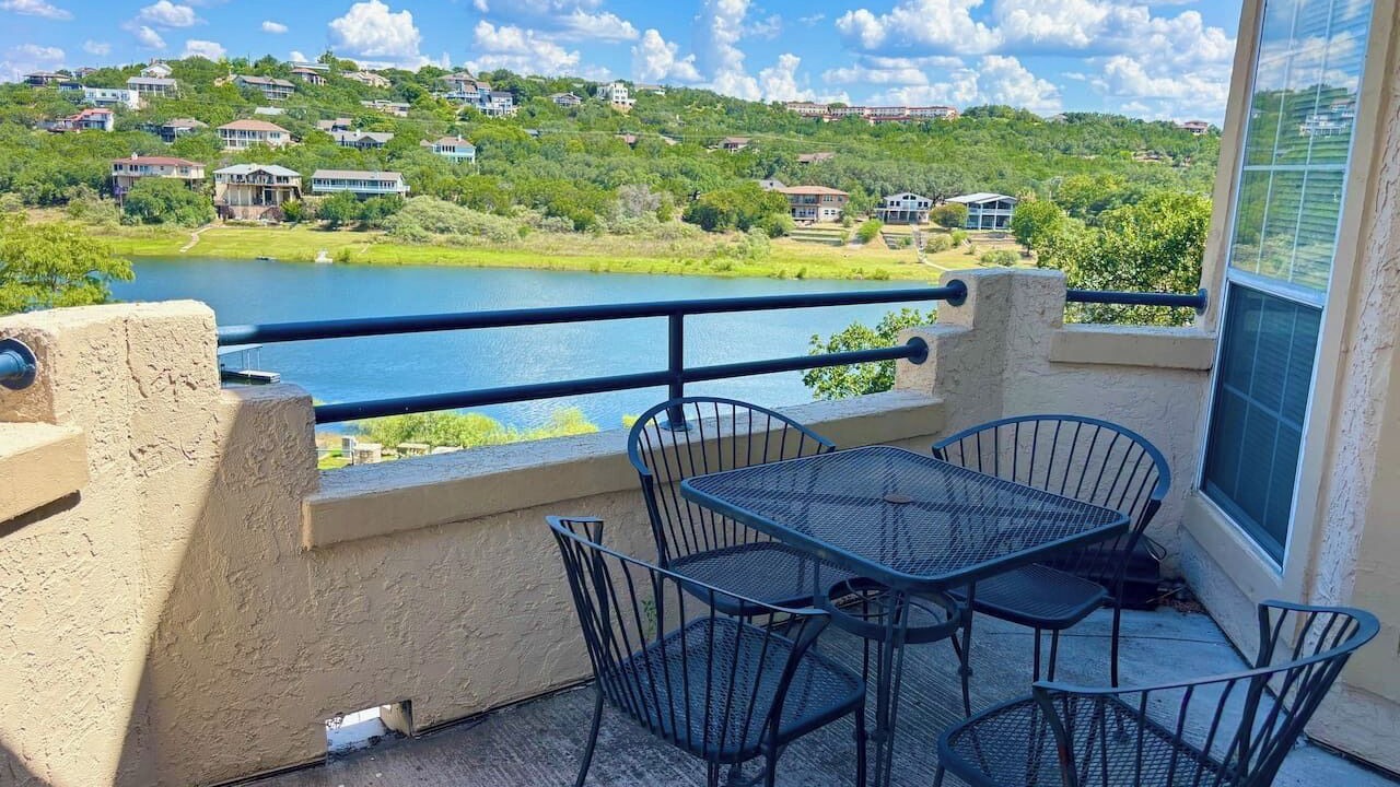 Photo of Patio Balcony in Highland Lake Estates