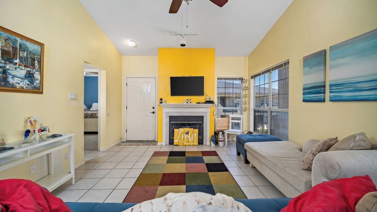 Photo of Livingroom in Highland Lake Estates