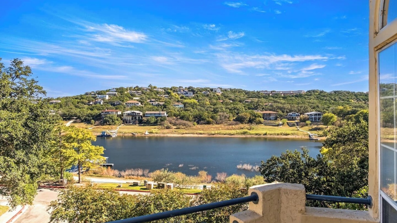 Photo of Outdoor in Highland Lake Estates