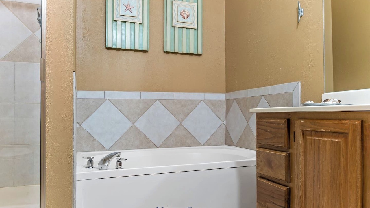 Photo of Bathroom in Highland Lake Estates