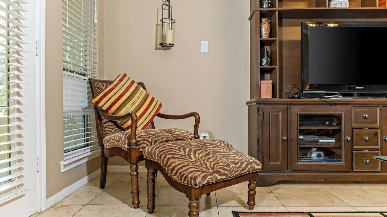 Photo of Livingroom in Highland Lake Estates