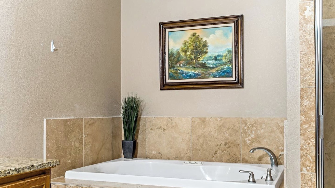 Photo of Bathroom in Highland Lake Estates