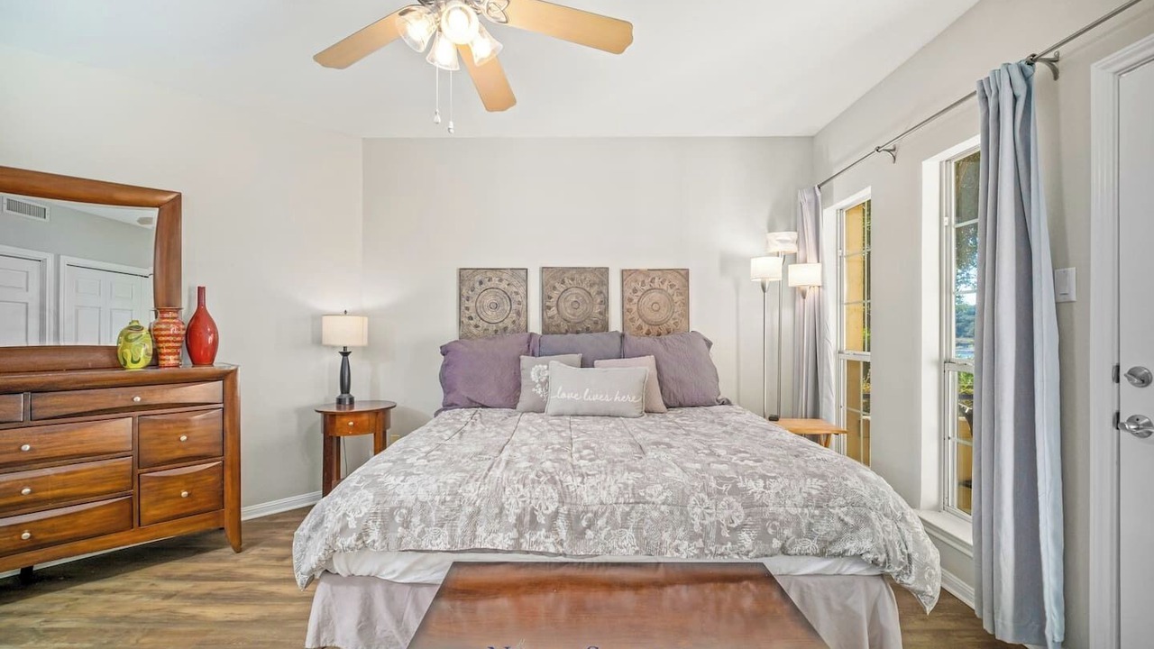 Photo of Bedroom in Highland Lake Estates
