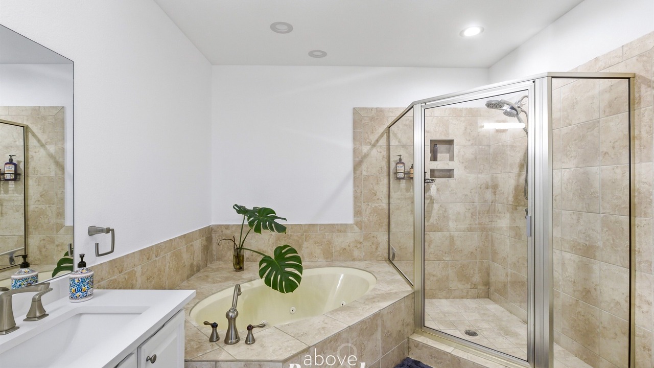 Photo of Bathroom in Highland Lake Estates