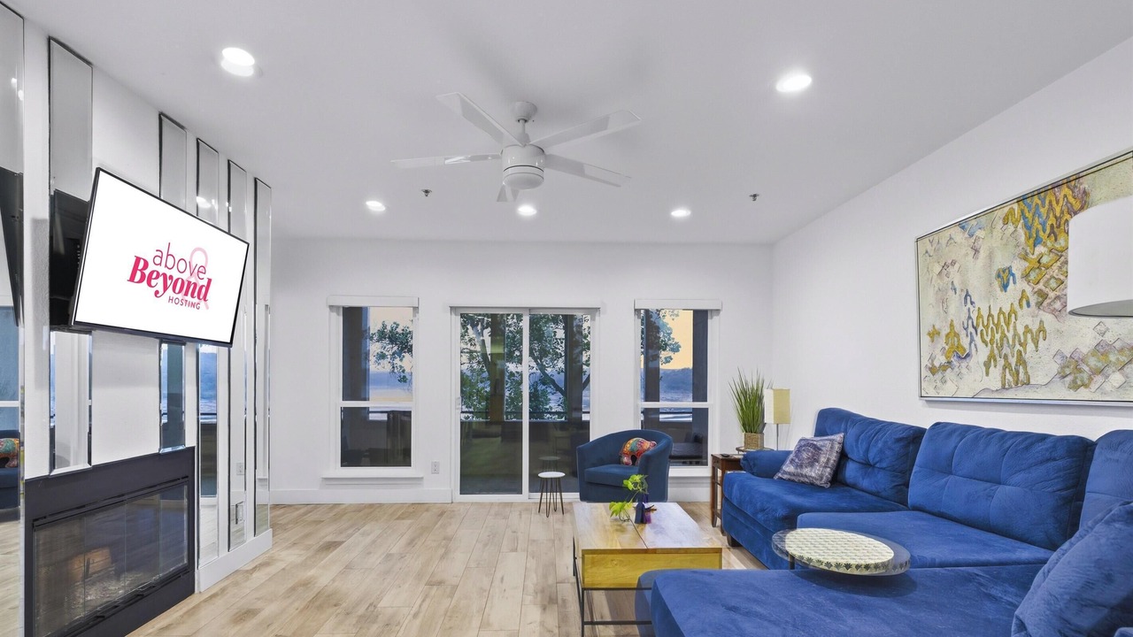 Photo of Livingroom in Highland Lake Estates