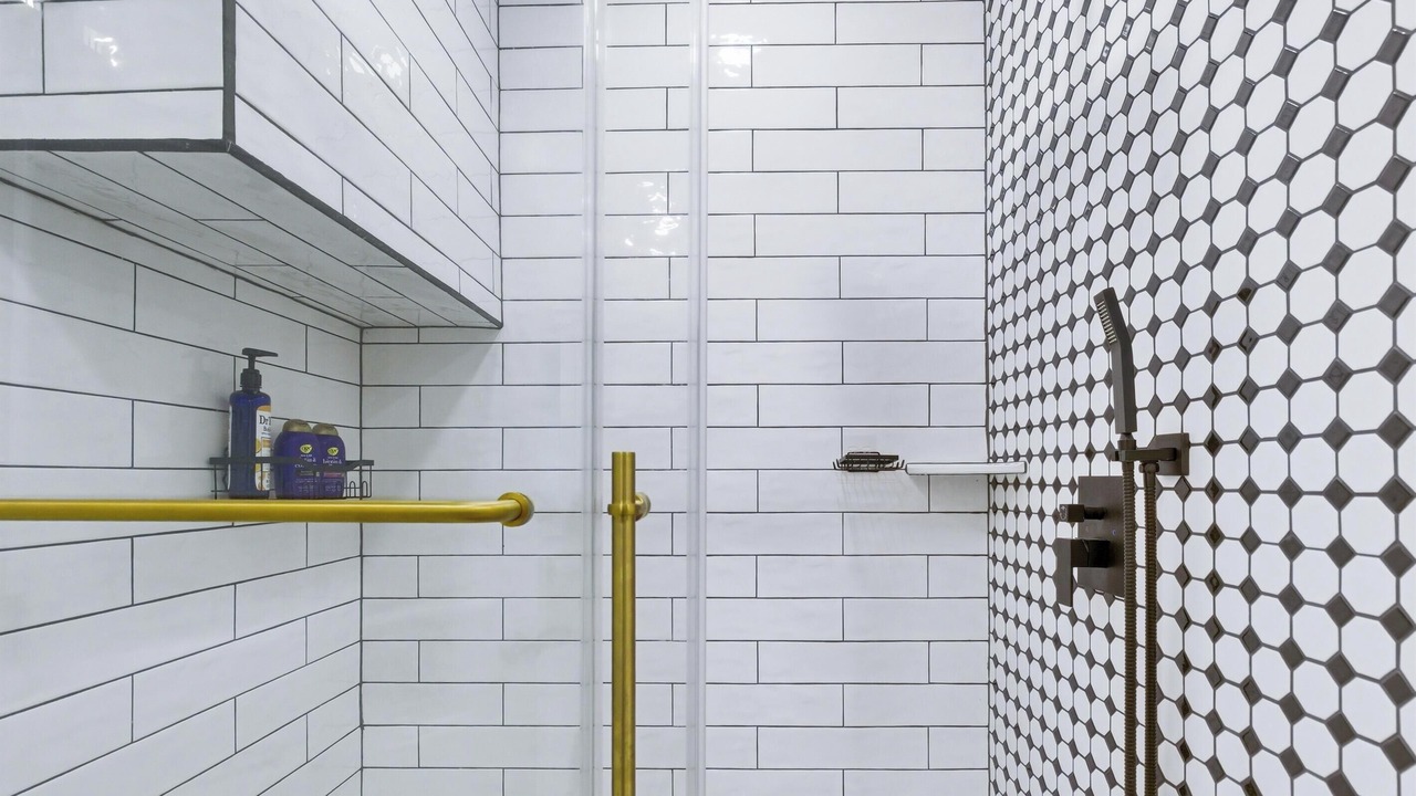 Photo of Bathroom in Highland Lake Estates