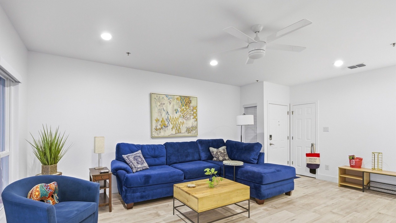 Photo of Livingroom in Highland Lake Estates