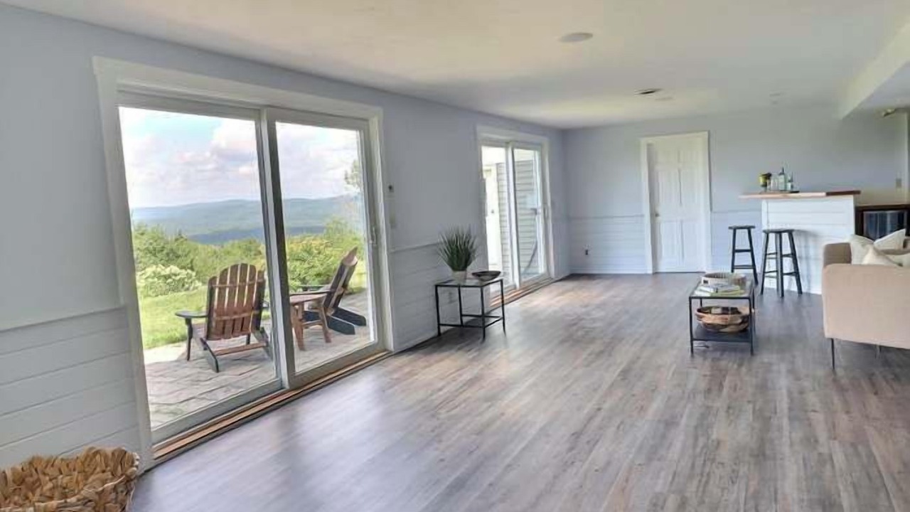 Photo of Livingroom in Center Ossipee