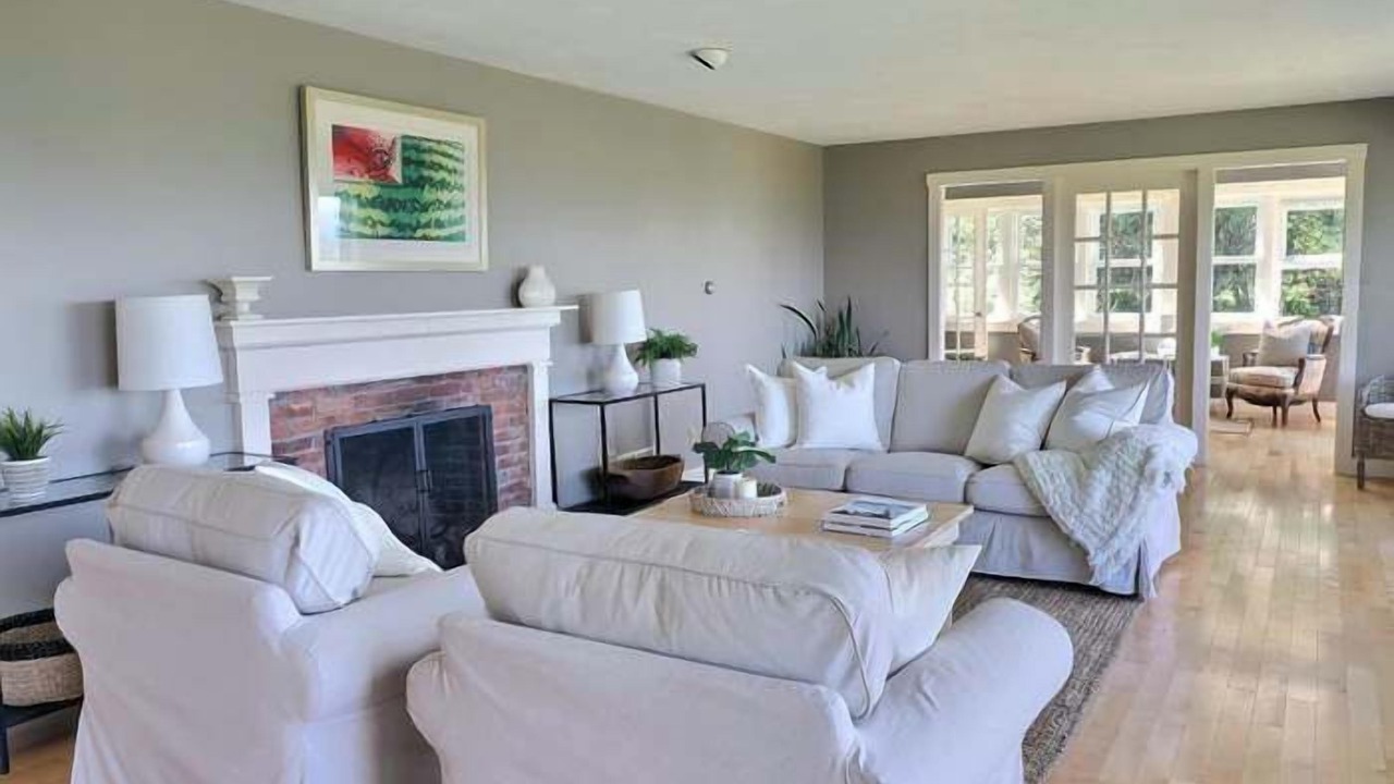 Photo of Livingroom in Center Ossipee