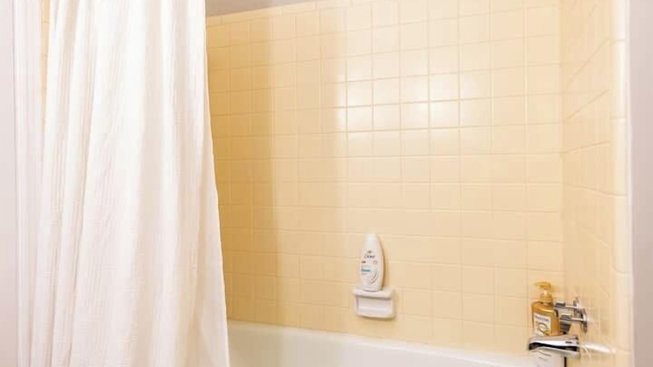 Photo of Bathroom in Brownsboro Farm