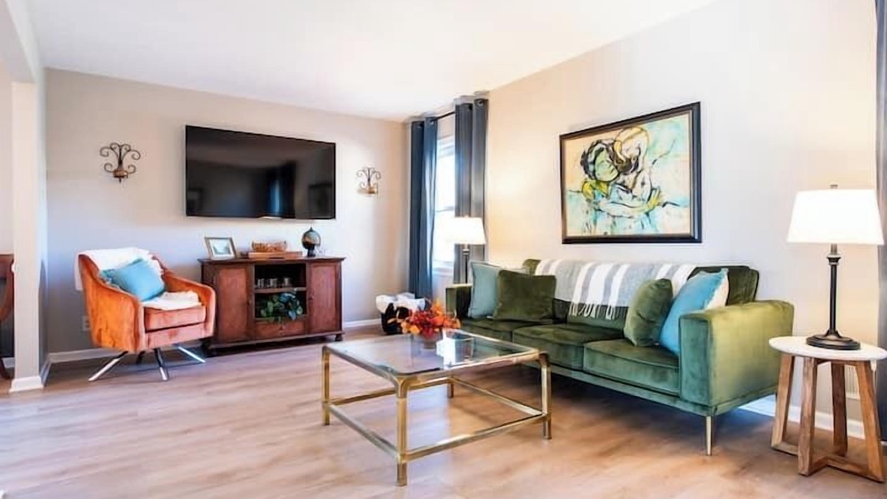 Photo of Bedroom in Brownsboro Farm