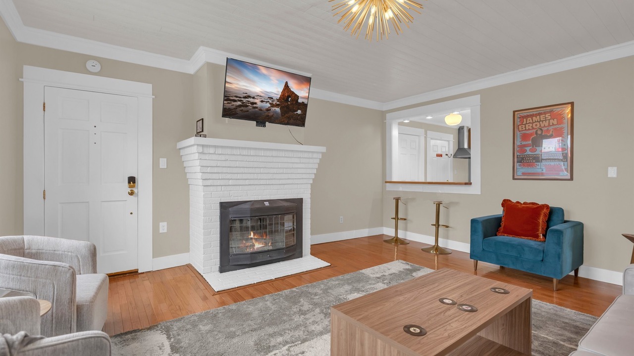 Photo of Bedroom in Greenville Downtown