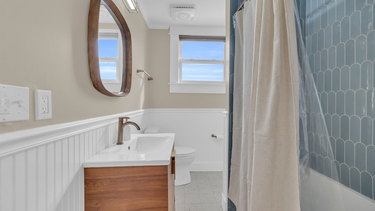 Photo of Bathroom in Greenville Downtown