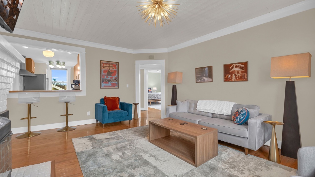 Photo of Bedroom in Greenville Downtown