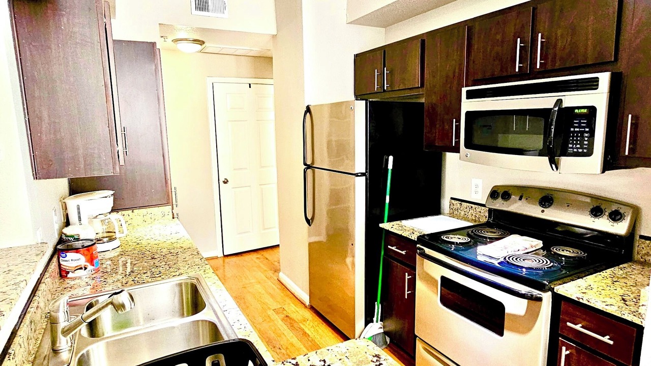 Photo of Kitchen in Woodlake - Briar Meadow